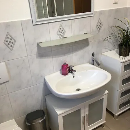 Apartment Just *